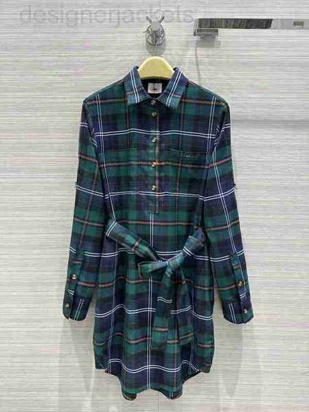 runway dresses designer milan 2023 new spring summer lapel neck long sleeve plaid panelled brand same style zt4u, Black 
runway dresses designer milan 2023 new spring summer lapel neck long sleeve plaid panelled brand same style zt4u, Black