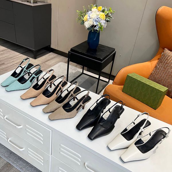 classic flat slippers women sandals fashion luxury designers slides flip flops slipper real leather .6cm womens high-heel shoes sandal sild, Black
classic flat slippers women sandals fashion luxury designers slides flip flops slipper real leather .6cm womens high-heel shoes sandal sild, Black