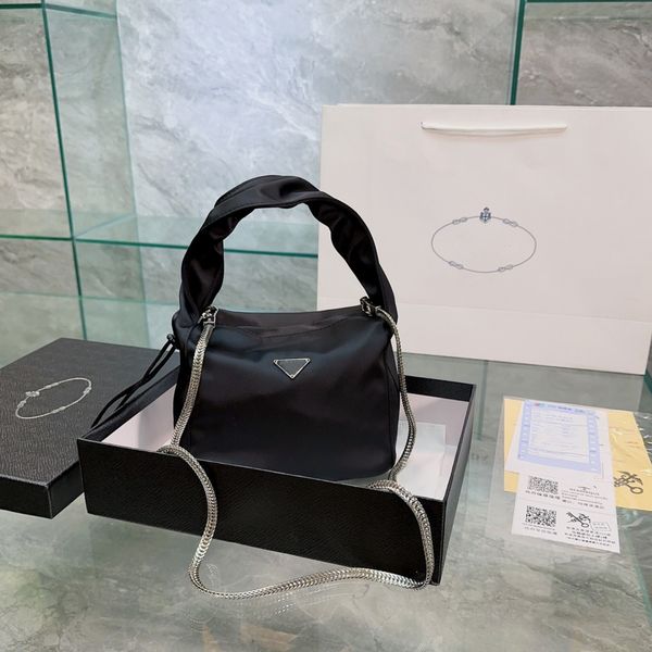 19x10 cm designers mens crossbody bags luxury men briefcases brand nylon messenger envelope bag fashion purses single shoulder bamboo bun cl
19x10 cm designers mens crossbody bags luxury men briefcases brand nylon messenger envelope bag fashion purses single shoulder bamboo bun cl