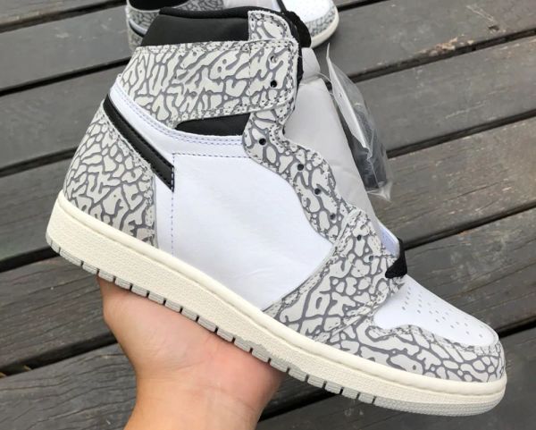 basketball shoes jumpman 1 high og white cement 1s tech grey/muslin-black-white outdoor sports sneakers coming with box 2023
basketball shoes jumpman 1 high og white cement 1s tech grey/muslin-black-white outdoor sports sneakers coming with box 2023