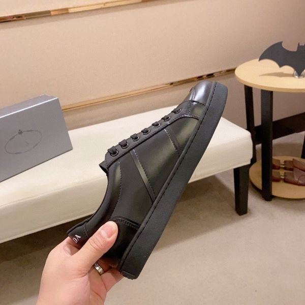 2023 casual shoes women travel lace-up sneaker cowhide fashion flat running trainers letters woman shoe platform men gym sneakers size 38-45, Black
2023 casual shoes women travel lace-up sneaker cowhide fashion flat running trainers letters woman shoe platform men gym sneakers size 38-45, Black