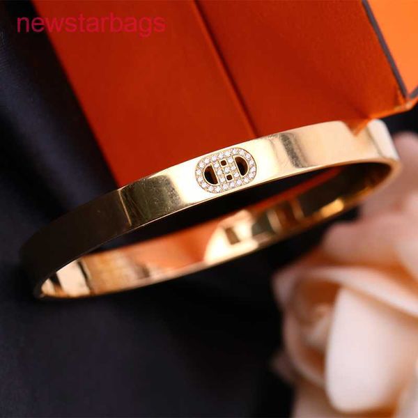 designer herms bracelet online shop new women's 18k gold diamond pig nose, Golden;silver
designer herms bracelet online shop new women's 18k gold diamond pig nose, Golden;silver