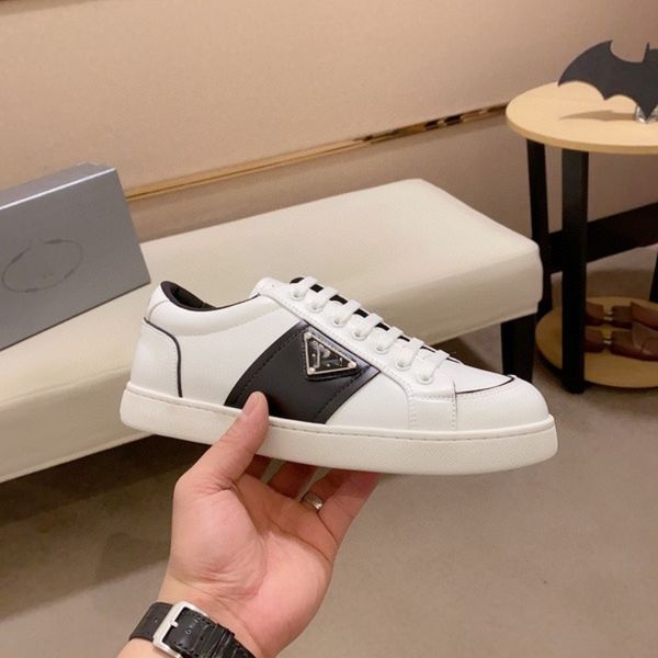 2023 famous brands men b-skate sneakers shoes calfskin suede leather technical fabric trainers discount man excellent skateboard walking eu3, Black
2023 famous brands men b-skate sneakers shoes calfskin suede leather technical fabric trainers discount man excellent skateboard walking eu3, Black