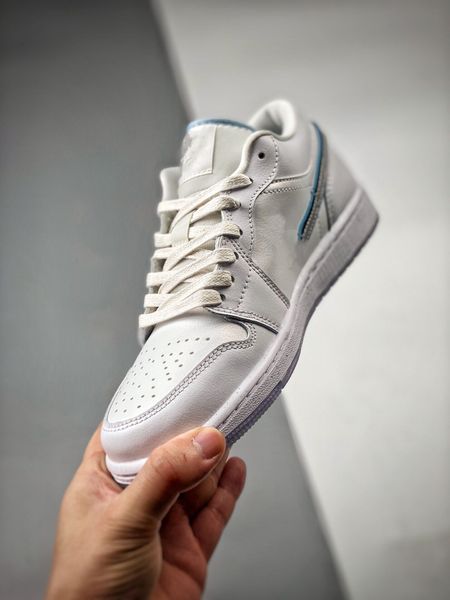 new arrived 2023 jumping basketball shoes girls boys jumpman 1 1s low se dare to fly streetwear outdoor sports shoes lifestyles designer sne
new arrived 2023 jumping basketball shoes girls boys jumpman 1 1s low se dare to fly streetwear outdoor sports shoes lifestyles designer sne