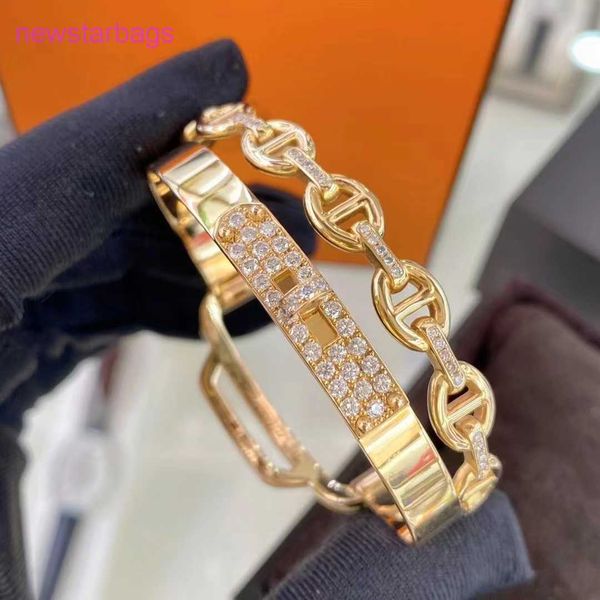 designer h homes bracelet for sale floret luxury pig nose double full diamond 18k rose gold bracelet sh, Golden;silver
designer h homes bracelet for sale floret luxury pig nose double full diamond 18k rose gold bracelet sh, Golden;silver