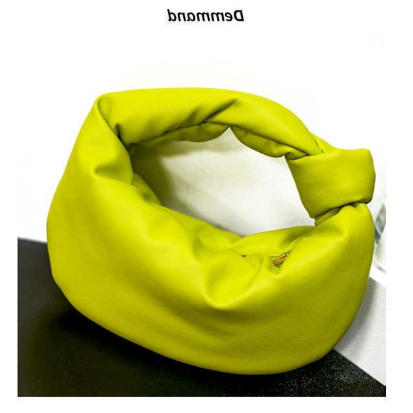 autumn cowhide puffer bags jodie cloud winter venetas designer soft bag knotting small 2023 bottegas handbag qs7a 1n7k
autumn cowhide puffer bags jodie cloud winter venetas designer soft bag knotting small 2023 bottegas handbag qs7a 1n7k