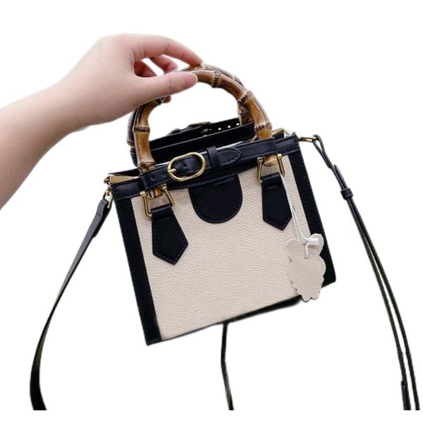 fashion designer bag luxurys women bags handbags ladies shoulder leather evening tote bag handbag classic stylish bamboo bag temperament
fashion designer bag luxurys women bags handbags ladies shoulder leather evening tote bag handbag classic stylish bamboo bag temperament
