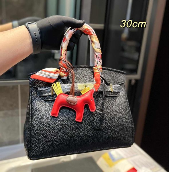 designer bag handbag luxury bags tote bag womens shoulder bags large capacity cross body with small accessories leather handbags
designer bag handbag luxury bags tote bag womens shoulder bags large capacity cross body with small accessories leather handbags
