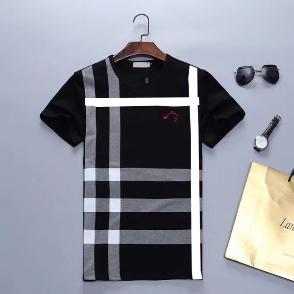 brand designer mens t-shirts round neck black and white short sleeve cotton breathable 3dv letter printing casual luxury couple t-shirt wome, White;black
brand designer mens t-shirts round neck black and white short sleeve cotton breathable 3dv letter printing casual luxury couple t-shirt wome, White;black