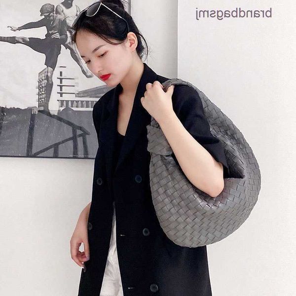 bottegas bag mini jodie venetas leather casual women's bag 2023 spring new armpit one shoulder hand woven sheepskin mesh red large capa
bottegas bag mini jodie venetas leather casual women's bag 2023 spring new armpit one shoulder hand woven sheepskin mesh red large capa
