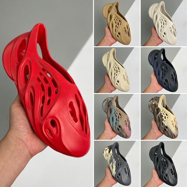 2022 slippers sandals hole shoes slippers luxury slipper foam ochre runr bone resin clogs desert ararat 35-47, White;red
2022 slippers sandals hole shoes slippers luxury slipper foam ochre runr bone resin clogs desert ararat 35-47, White;red