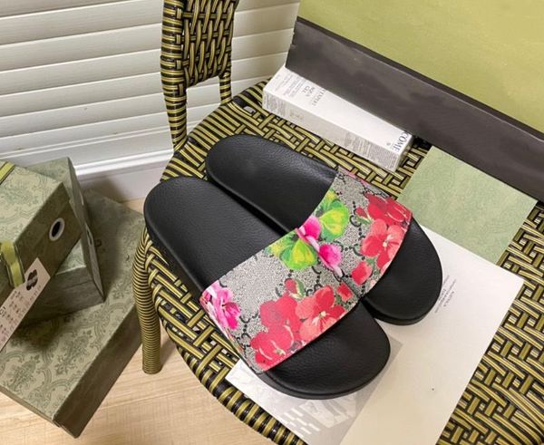 designer slippers rubber slides sandal blooms green red white web fashion mens womens shoes beach flip flops with flower box portmarket big, Black
designer slippers rubber slides sandal blooms green red white web fashion mens womens shoes beach flip flops with flower box portmarket big, Black