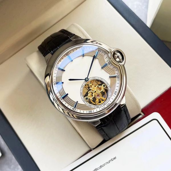 exquisite men's wristwatch, the classic large flywheel design bold simple design, has won the praise of the watch friends, Slivery;brown
exquisite men's wristwatch, the classic large flywheel design bold simple design, has won the praise of the watch friends, Slivery;brown
