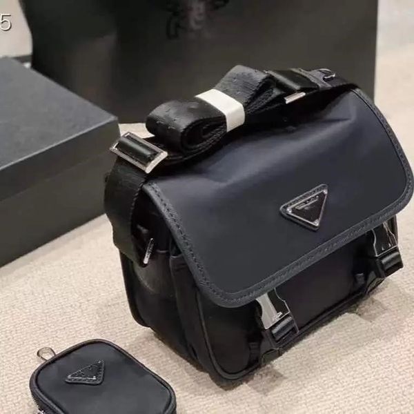 luxury shoulder bag men crossbody bag canvas cross body messenger bags womens mens parachute fabric classic handbag satchel waterproof walle
luxury shoulder bag men crossbody bag canvas cross body messenger bags womens mens parachute fabric classic handbag satchel waterproof walle