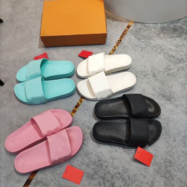 2023ss monograms embossed slide slippers designer womens sandals luxury flat thick bottom platform rubber flip flops lady beach pool slides, Black
2023ss monograms embossed slide slippers designer womens sandals luxury flat thick bottom platform rubber flip flops lady beach pool slides, Black