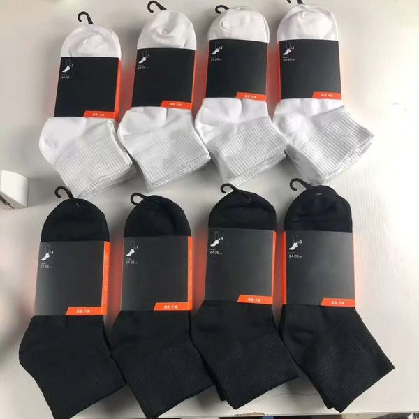 2023 mens socks cotton all-match classic ankle letter breathable black and white football basketball sports sock wholesale uniform size chri
2023 mens socks cotton all-match classic ankle letter breathable black and white football basketball sports sock wholesale uniform size chri