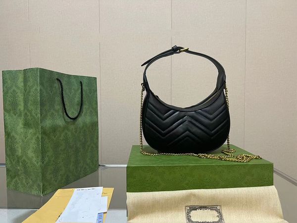 luxury women underarm bag large-capacity metal chain logo zipper single shoulder bag cow leather messenger g
luxury women underarm bag large-capacity metal chain logo zipper single shoulder bag cow leather messenger g
