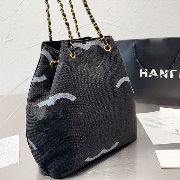 womens classic canvas bucket bag matelasse chain embroidery two tone quilted drawstring large capacity outdoor luxury designer handbag 33x31
womens classic canvas bucket bag matelasse chain embroidery two tone quilted drawstring large capacity outdoor luxury designer handbag 33x31