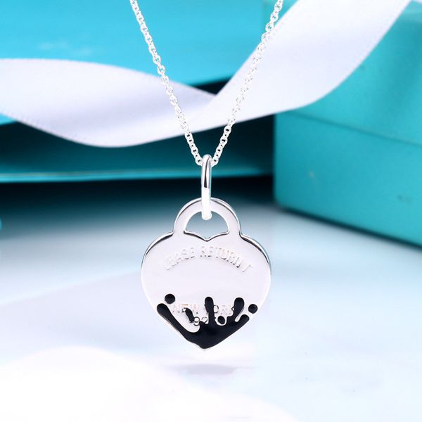 2023 daily luxury designer necklace women's new heart shaped pendant water droplet colored couple jewelry valentine's day gift for, Silver
2023 daily luxury designer necklace women's new heart shaped pendant water droplet colored couple jewelry valentine's day gift for, Silver