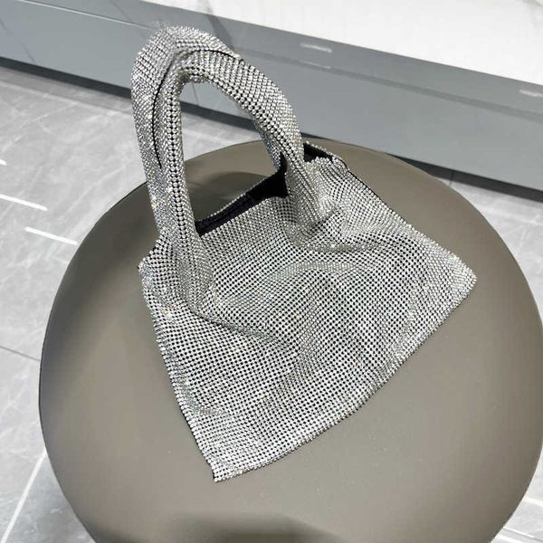 handle rhinestones evening clutch bag silver shiny crystal dinner party wedding purses and handbag luxury designer shoulder bag 230304
handle rhinestones evening clutch bag silver shiny crystal dinner party wedding purses and handbag luxury designer shoulder bag 230304