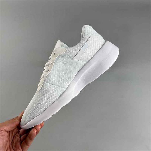 2023 tanjun run running shoes for mens women breathable london black white red light blue runs outdoor fashion trainers jogging size 36-44 c
2023 tanjun run running shoes for mens women breathable london black white red light blue runs outdoor fashion trainers jogging size 36-44 c