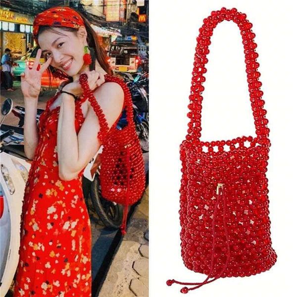 chung chuxi, the same type of bright red acrylic beads, bag, guangzhou bucket beads bag 230304
chung chuxi, the same type of bright red acrylic beads, bag, guangzhou bucket beads bag 230304