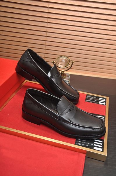 new 2023 mens dress shoes genuine leather fashion business office work formal flats male brand designer party wedding flats size 38-45, Black
new 2023 mens dress shoes genuine leather fashion business office work formal flats male brand designer party wedding flats size 38-45, Black