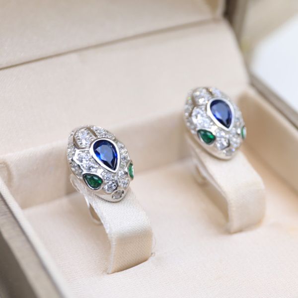 buigari snake head series designer dangle earrings for woman inlaid emerald sterling silver t0p quality fashion jewelry luxury gift for girl, White
buigari snake head series designer dangle earrings for woman inlaid emerald sterling silver t0p quality fashion jewelry luxury gift for girl, White