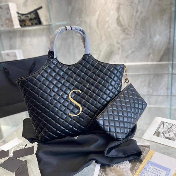 plus large women shoulder bags designer handbag quilted leather icare tote designers big purse gaby handbags luxury shopper bag with wallet, Red;black
plus large women shoulder bags designer handbag quilted leather icare tote designers big purse gaby handbags luxury shopper bag with wallet, Red;black