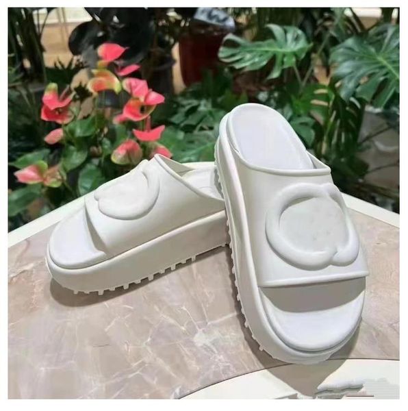 2023-women slides with interlocking designer slippers style size 35-45 model, Black
2023-women slides with interlocking designer slippers style size 35-45 model, Black