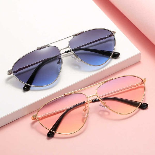 sunglasses new double beam personality men's and women's cat's eye small frame street colorful glasses, White;black
sunglasses new double beam personality men's and women's cat's eye small frame street colorful glasses, White;black