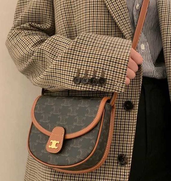 designer bag nwe womens saddle same summer new small single shoulder fashion brand women's bag
designer bag nwe womens saddle same summer new small single shoulder fashion brand women's bag