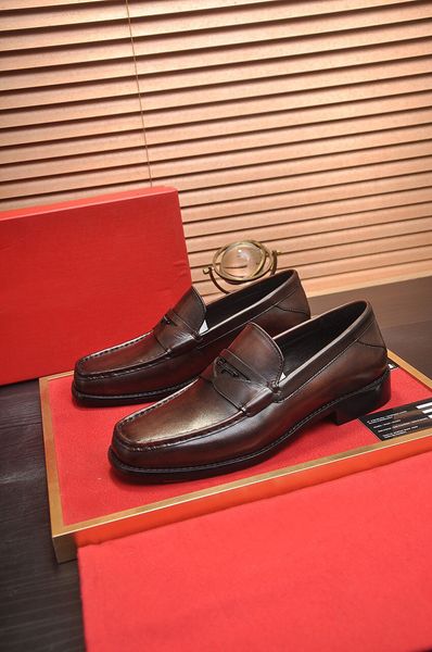 2023 male fashion formal dress shoes men footwear party wedding flats brand breathable casual loafers size 38-45, Black
2023 male fashion formal dress shoes men footwear party wedding flats brand breathable casual loafers size 38-45, Black