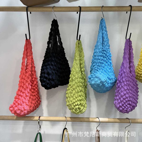 bubble flower women's shoulder bag new female vest shopping bags girls student's simple purse handbags large capacity tote bag 230
bubble flower women's shoulder bag new female vest shopping bags girls student's simple purse handbags large capacity tote bag 230