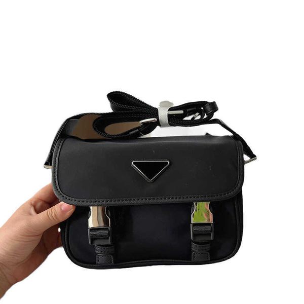 pbag triangle shopping bags totes prabag woemns designer bag lightweight messenger black luxurys handbag designers cross body shoulder pouch
pbag triangle shopping bags totes prabag woemns designer bag lightweight messenger black luxurys handbag designers cross body shoulder pouch
