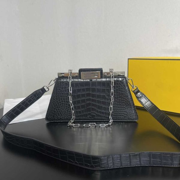 luxury brand designer bags handbag shoulder crossbody bags tote 2023 new fashion texture silver strap multifunctional portable envelope bag
luxury brand designer bags handbag shoulder crossbody bags tote 2023 new fashion texture silver strap multifunctional portable envelope bag