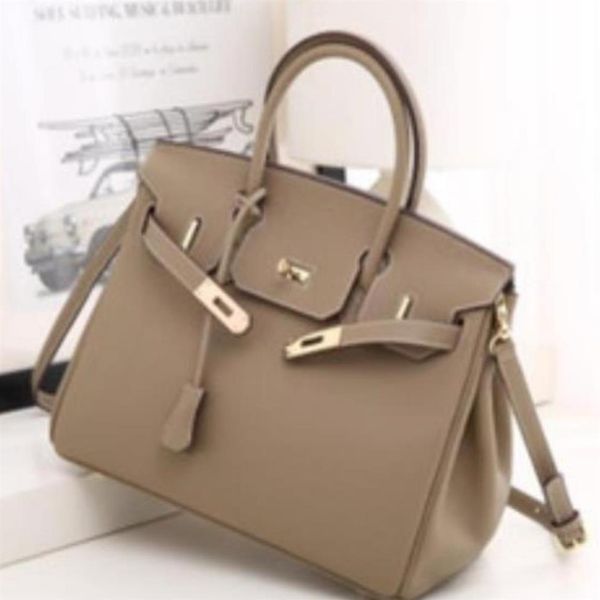 2021 women bags jet set ladies bags tassel handbags saddle chain bag fashion purse shoulder tote bag245n
2021 women bags jet set ladies bags tassel handbags saddle chain bag fashion purse shoulder tote bag245n
