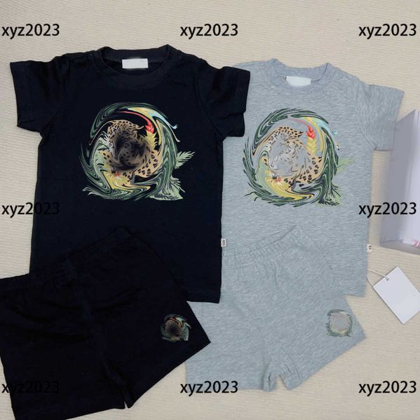 2023 kids clothes child sets baby 2pcs t-shirt and shorts letter leopard print summer comfort tracksuit size 73-110 cm, White
2023 kids clothes child sets baby 2pcs t-shirt and shorts letter leopard print summer comfort tracksuit size 73-110 cm, White