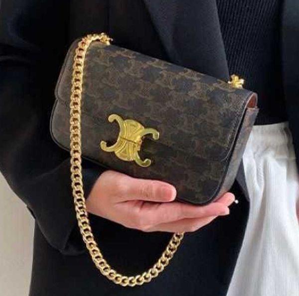 designer bag women's leather lock buckle tofu wrap senior sense bags flower one shoulder small square wrap girl fashion brand bag
designer bag women's leather lock buckle tofu wrap senior sense bags flower one shoulder small square wrap girl fashion brand bag