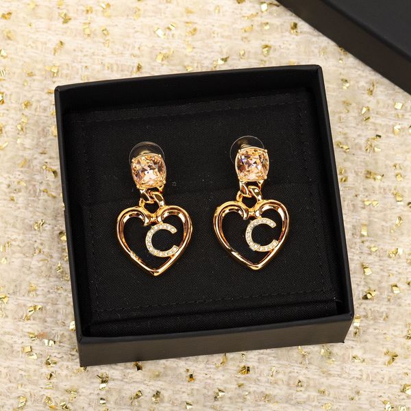 2023 luxury quality charm drop earring with heart shape and sparkly diamond in 18k gold plated have box stamp ps3831, Golden
2023 luxury quality charm drop earring with heart shape and sparkly diamond in 18k gold plated have box stamp ps3831, Golden