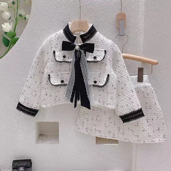 clothing sets spring autumn girls 2 pcs set baby woven coat skirt kids suits children brand clothes fashion bow lace pocket 26y 230303, White
clothing sets spring autumn girls 2 pcs set baby woven coat skirt kids suits children brand clothes fashion bow lace pocket 26y 230303, White