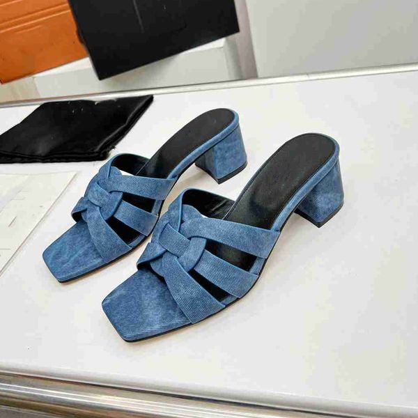 designer women's sandals flat slippers solid color shoes summer women's household flip flops casual sandals summer leather rubber, Black
designer women's sandals flat slippers solid color shoes summer women's household flip flops casual sandals summer leather rubber, Black