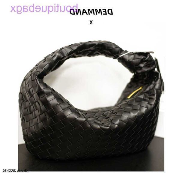 bags woven handbag venetas knot jodie texture 2023 bottegas fashion cloud bag jodies soft armpit cowhorn women's large 8gz4 oe6e gye6
bags woven handbag venetas knot jodie texture 2023 bottegas fashion cloud bag jodies soft armpit cowhorn women's large 8gz4 oe6e gye6