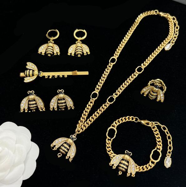 luxury bee pendant charm bracelet necklace chain ring earring stud aretes orecchini jewelry sets for women lady bride party wedding lovers g, Black
luxury bee pendant charm bracelet necklace chain ring earring stud aretes orecchini jewelry sets for women lady bride party wedding lovers g, Black