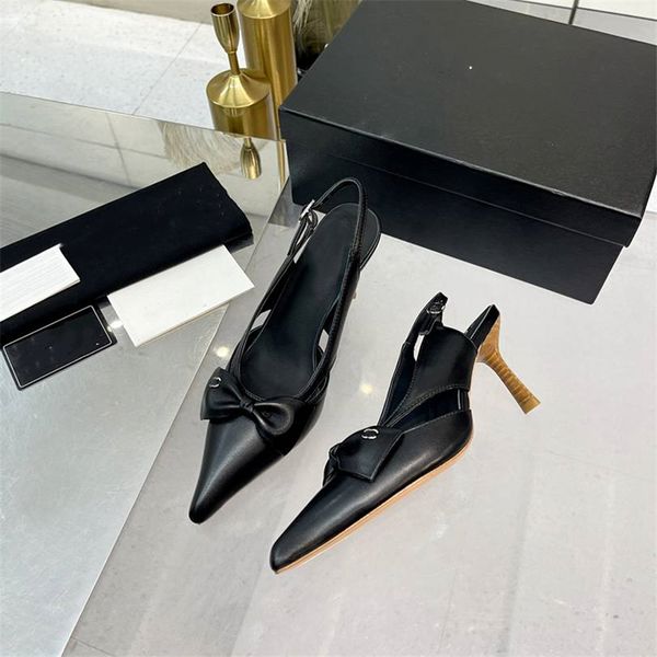 dress shoes 2023 fashion channel women leather high heel letter logo party wedding tourism holiday casual flat shoes 04-03, Black
dress shoes 2023 fashion channel women leather high heel letter logo party wedding tourism holiday casual flat shoes 04-03, Black