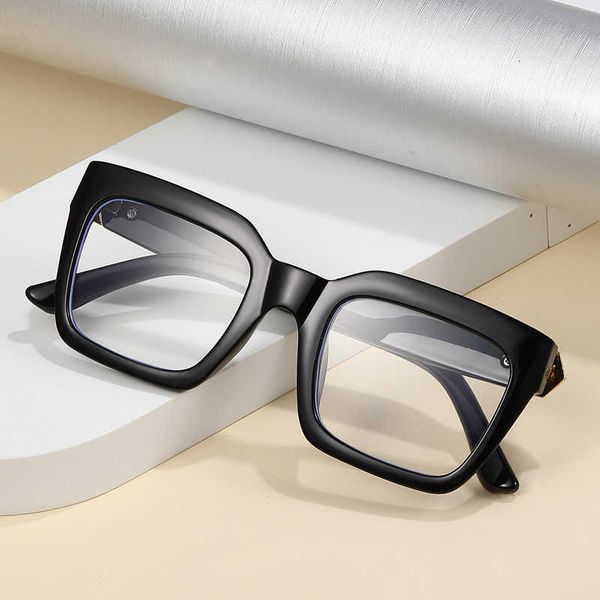 sunglasses anti-blue light large frame flat lens female net red plain glasses fashion optical for export, White;black
sunglasses anti-blue light large frame flat lens female net red plain glasses fashion optical for export, White;black