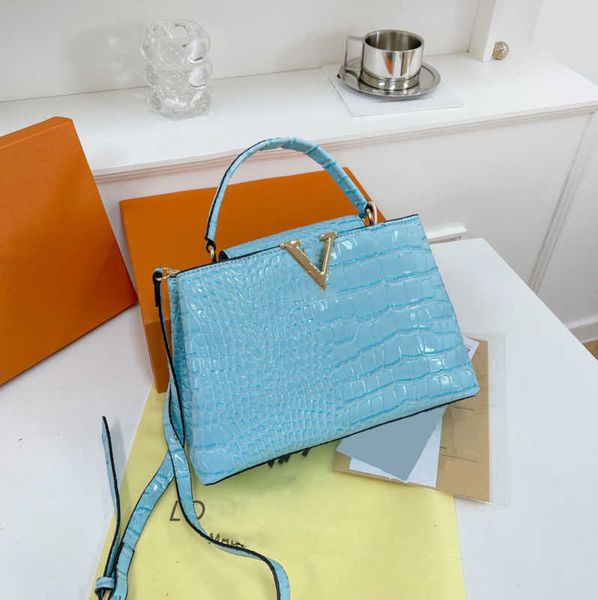 bags totes designer bag women handbag classic luxury brand imitation stone pattern multi color letter shoulder bag fashion dinner wallet
bags totes designer bag women handbag classic luxury brand imitation stone pattern multi color letter shoulder bag fashion dinner wallet