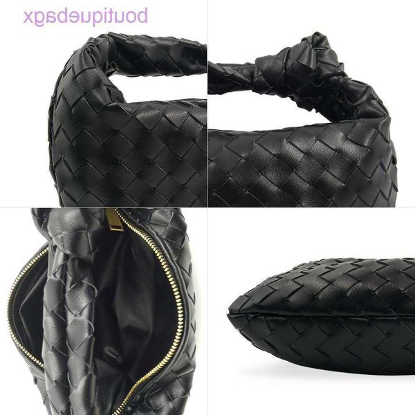 2023 cassettes jodie bottegas designer fashion jodies leather bags simple venetas color bag women's cowhide woven knot horn single shou
2023 cassettes jodie bottegas designer fashion jodies leather bags simple venetas color bag women's cowhide woven knot horn single shou