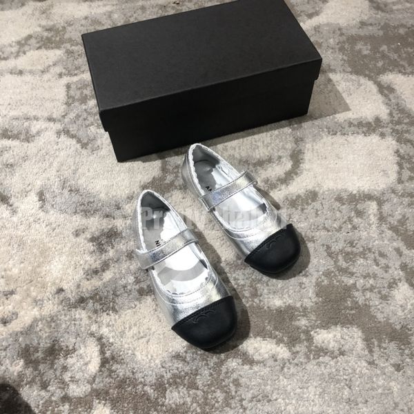 girls genuine leather shoes spring autumn fashion letter embroidery princess shoes flat heel kids girls dancing shoes, Black;grey
girls genuine leather shoes spring autumn fashion letter embroidery princess shoes flat heel kids girls dancing shoes, Black;grey