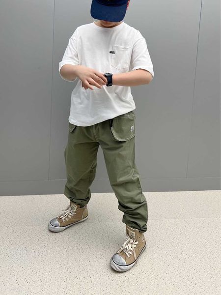 23 spring boys and girls' three-dimensional pockets open-thread woven pants spring and summer thin anti-mosquito pants work clothes, Blue
23 spring boys and girls' three-dimensional pockets open-thread woven pants spring and summer thin anti-mosquito pants work clothes, Blue